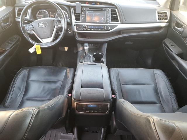 Photo 8 from auction – 2017 TOYOTA HIGHLANDER with VIN 5TDKZRFH1HS231806