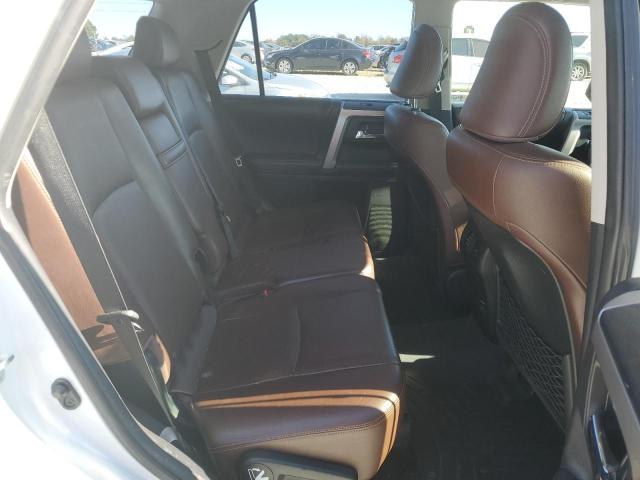 Photo 11 from auction – 2014 TOYOTA 4RUNNER SR with VIN JTEBU5JR2E5175041