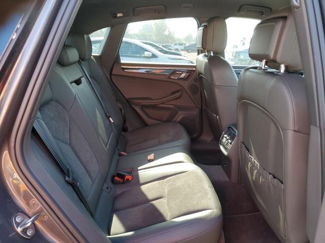 Photo 11 from auction – 2016 PORSCHE MACAN S with VIN WP1AB2A57GLB45564