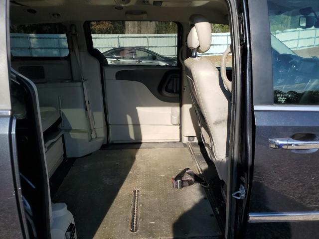Photo 11 from auction – 2013 CHRYSLER TOWN & COU with VIN 2C4RC1CG2DR619966