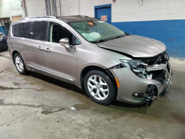 Photo 4 from auction – 2017 CHRYSLER PACIFICA T with VIN 2C4RC1EG1HR536449