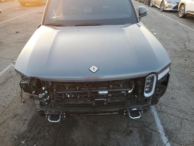 Photo 12 from auction – 2023 RIVIAN R1S ADVENT with VIN 7PDSGABA7PN018436