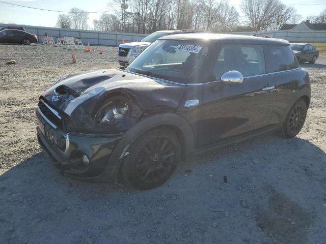 MINI COOPER S 2015 with VIN WMWXP7C5XF2A41565 - Photo from auction
