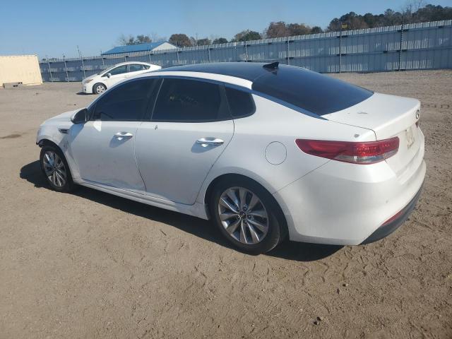 Photo 2 from auction – 2016 KIA OPTIMA EX with VIN 5XXGU4L34GG007297