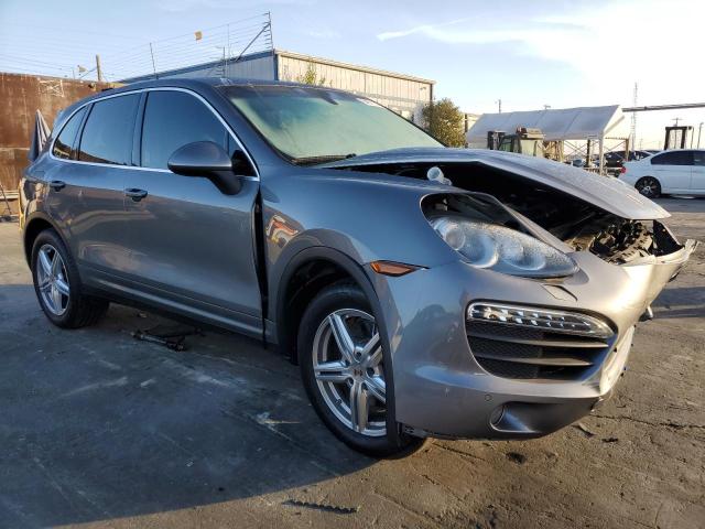 Photo 4 from auction – 2012 PORSCHE CAYENNE S with VIN WP1AB2A2XCLA47533