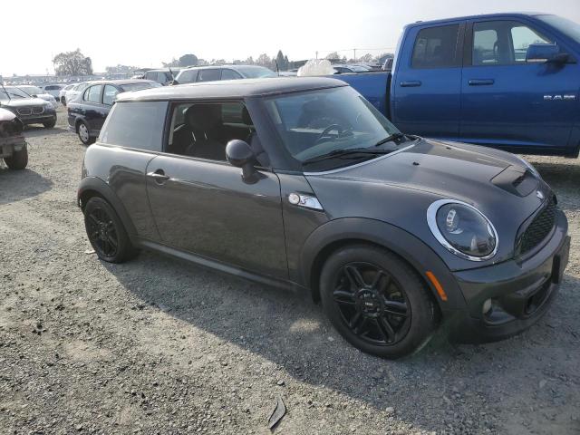 Photo 4 from auction – 2012 MINI COOPER S with VIN WMWSV3C54CTY19127