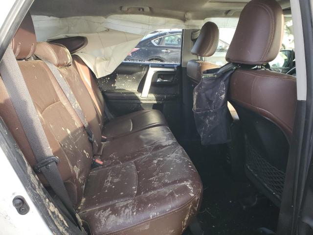 Photo 10 from auction – 2015 TOYOTA 4RUNNER SR with VIN JTEBU5JR4F5270668