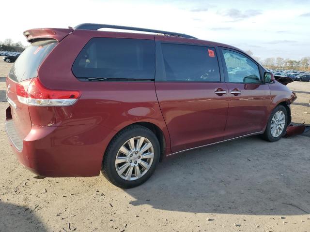 Photo 3 from auction – 2011 TOYOTA SIENNA XLE with VIN 5TDYK3DC0BS059004