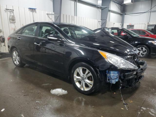 Photo 4 from auction – 2013 HYUNDAI SONATA SE with VIN 5NPEC4AC4DH775620