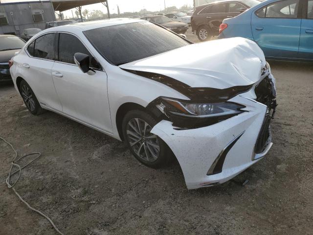Photo 4 from auction – 2022 LEXUS ES 300H BA with VIN 58ACA1C13NU015522