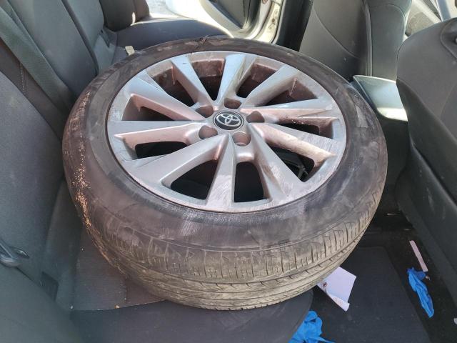Photo 12 from auction – 2021 TOYOTA CAMRY LE with VIN 4T1C11AK2MU410096