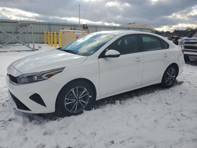 KIA FORTE FE 2022 with VIN 3KPF24AD0NE476549 - Photo from auction