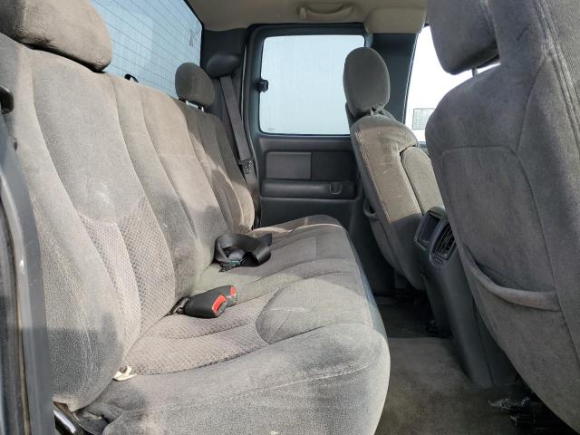 Photo 10 from auction – 2004 CHEVROLET SILVERADO with VIN 2GCEC19T041126059