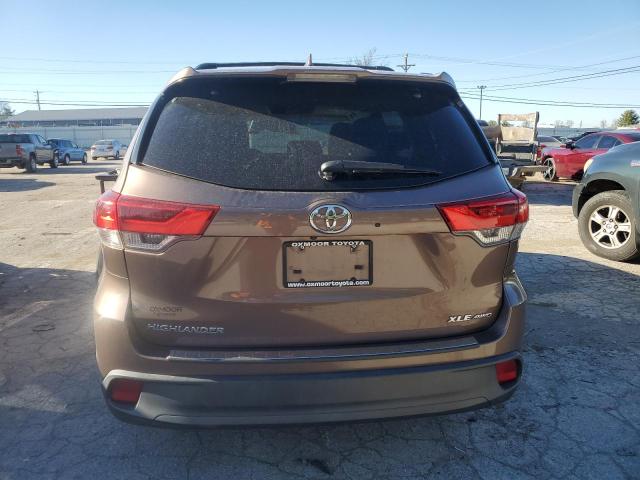 Photo 6 from auction – 2017 TOYOTA HIGHLANDER with VIN 5TDJZRFH4HS405041