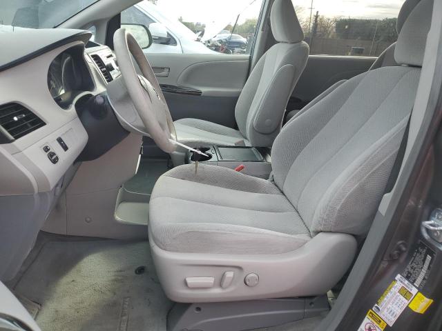Photo 7 from auction – 2014 TOYOTA SIENNA LE with VIN 5TDKK3DC7ES449463