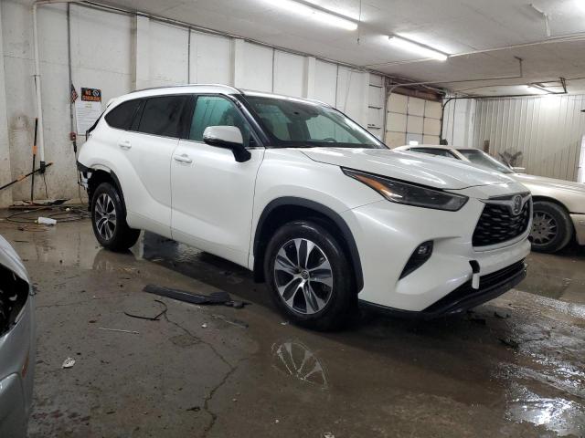 Photo 4 from auction – 2021 TOYOTA HIGHLANDER with VIN 5TDGZRBH2MS073708