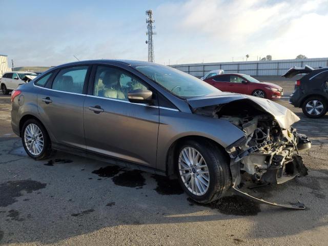 Photo 4 from auction – 2012 FORD FOCUS SEL with VIN 1FAHP3H20CL324810