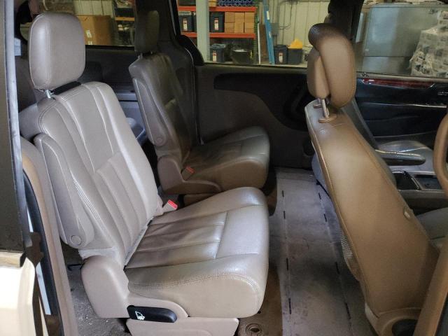 Photo 11 from auction – 2016 CHRYSLER TOWN & COU with VIN 2C4RC1BG6GR213601