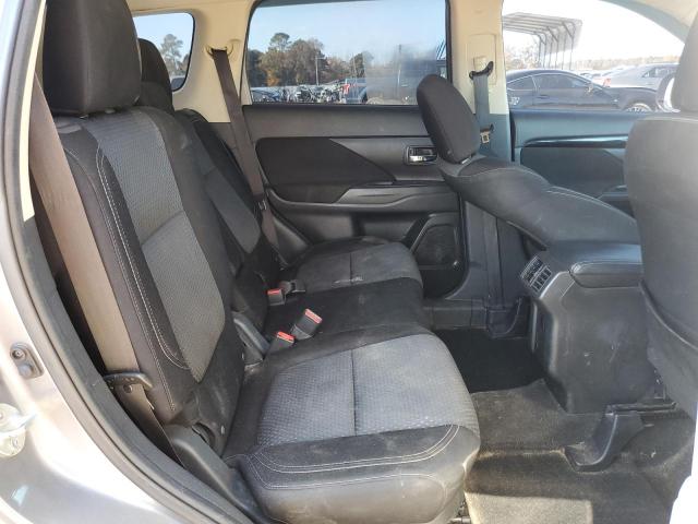 Photo 11 from auction – 2019 MITSUBISHI OUTLANDER with VIN JA4AD2A37KJ000145
