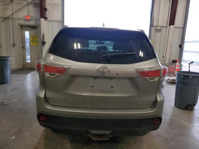Photo 6 from auction – 2015 TOYOTA HIGHLANDER with VIN 5TDJKRFH6FS171986