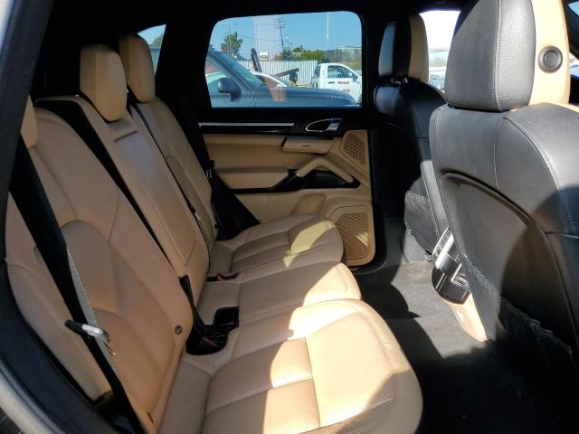 Photo 11 from auction – 2016 PORSCHE CAYENNE with VIN WP1AA2A23GLA08677