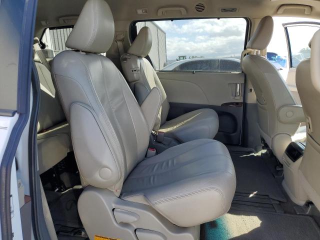 Photo 11 from auction – 2012 TOYOTA SIENNA XLE with VIN 5TDYK3DCXCS260622