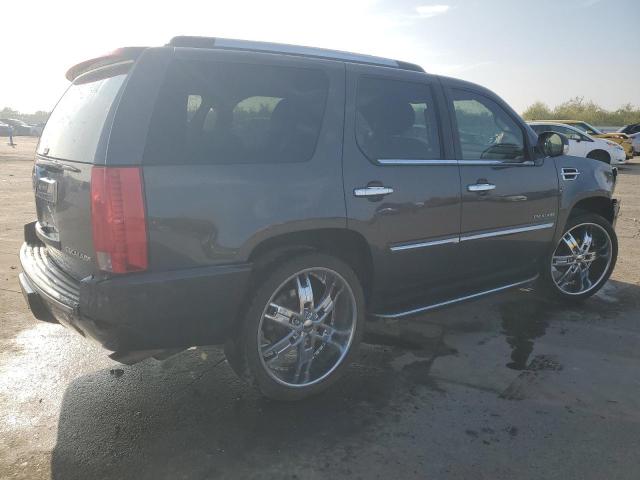 Photo 3 from auction – 2011 CADILLAC ESCALADE with VIN 1GYS3AEF4BR161964