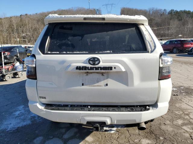 Photo 6 from auction – 2018 TOYOTA 4RUNNER SR with VIN JTEBU5JRXJ5580610