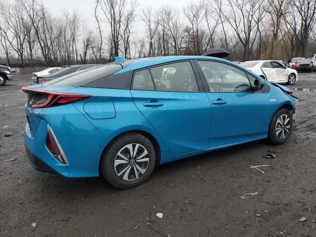 Photo 3 from auction – 2017 TOYOTA PRIUS PRIM with VIN JTDKARFP9H3042854