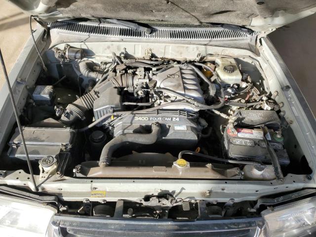 Photo 11 from auction – 2002 TOYOTA 4RUNNER LI with VIN JT3GN87RX20224483