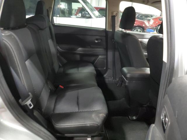 Photo 11 from auction – 2018 MITSUBISHI OUTLANDER with VIN JA4AD2A30JZ063880