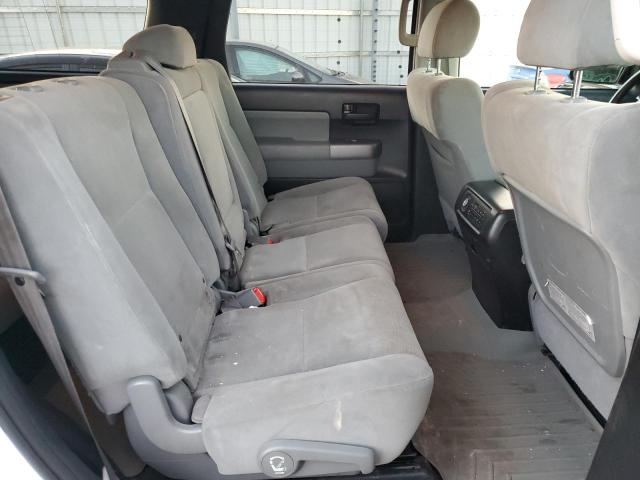 Photo 11 from auction – 2014 TOYOTA SEQUOIA SR with VIN 5TDBW5G16ES103995
