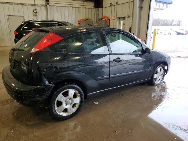 Photo 3 from auction – 2005 FORD FOCUS ZX3 with VIN 3FAFP31N55R124604