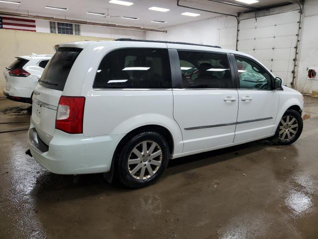Photo 3 from auction – 2016 CHRYSLER TOWN & COU with VIN 2C4RC1BG9GR289183