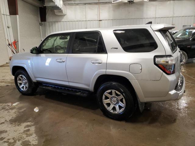 Photo 2 from auction – 2016 TOYOTA 4RUNNER SR with VIN JTEBU5JR1G5370180