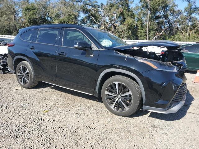Photo 4 from auction – 2021 TOYOTA HIGHLANDER with VIN 5TDLZRAH5MS047748
