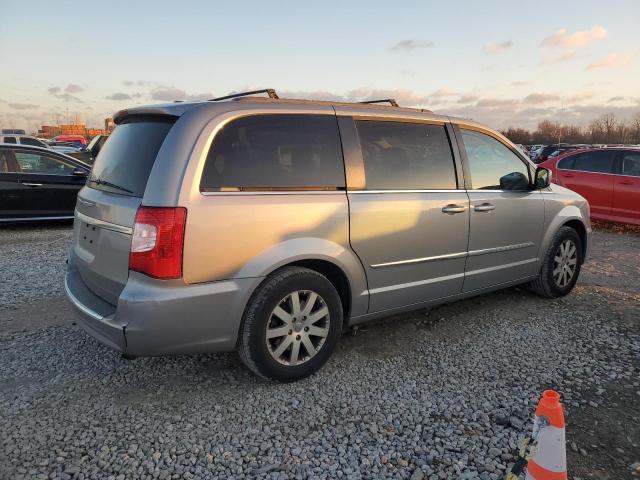 Photo 3 from auction – 2014 CHRYSLER TOWN & COU with VIN 2C4RC1BG9ER295014