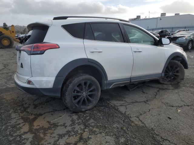 Photo 3 from auction – 2018 TOYOTA RAV4 ADVEN with VIN 2T3RFREV0JW711855