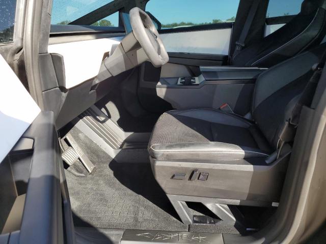 Photo 7 from auction – 2024 TESLA CYBERTRUCK with VIN 7G2CEHED4RA006899