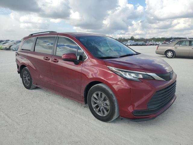 Photo 4 from auction – 2021 TOYOTA SIENNA LE with VIN 5TDKRKEC8MS036454