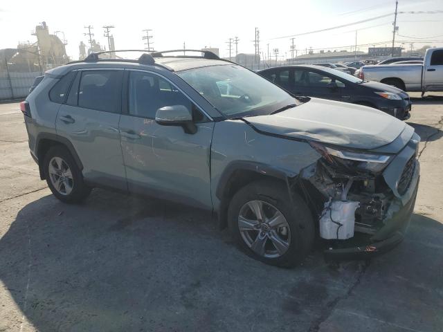 Photo 4 from auction – 2022 TOYOTA RAV4 XLE with VIN 2T3W1RFVXNW189063