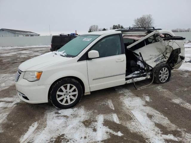 CHRYSLER TOWN & COU 2013 with VIN 2C4RC1BGXDR689572 - Photo from auction