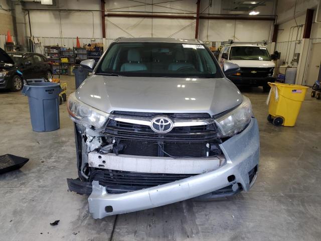 Photo 5 from auction – 2015 TOYOTA HIGHLANDER with VIN 5TDJKRFH6FS171986