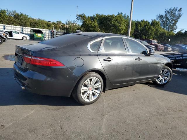 Photo 3 from auction – 2017 JAGUAR XF PREMIUM with VIN SAJBD4BV7HCY33657