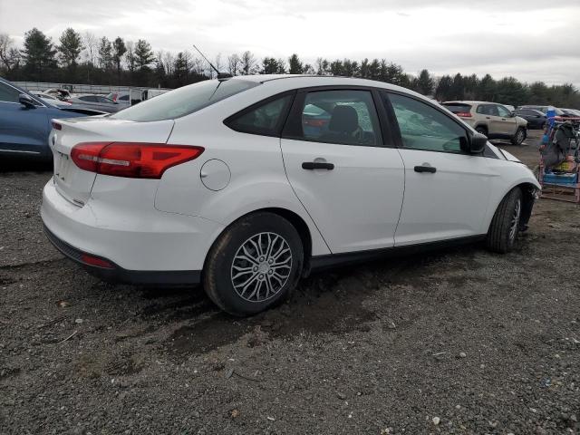Photo 3 from auction – 2015 FORD FOCUS S with VIN 1FADP3E24FL314045