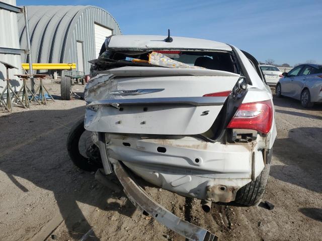 Photo 6 from auction – 2014 CHRYSLER 200 TOURIN with VIN 1C3CCBBG7EN172311