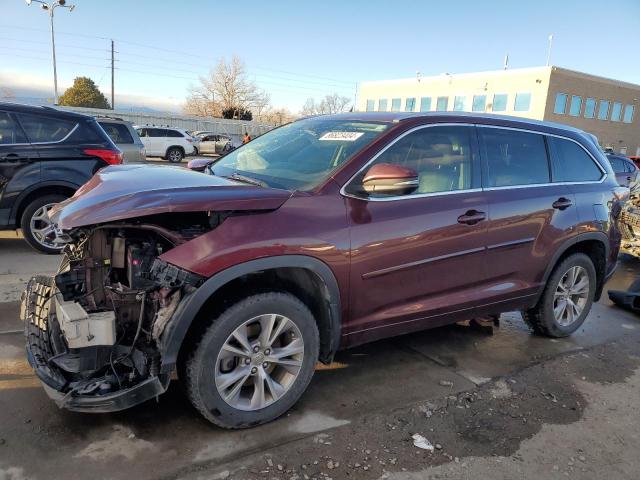 TOYOTA HIGHLANDER 2015 مع رقم تعريف المركبة 5TDJKRFH9FS220338 - صورة من المزاد