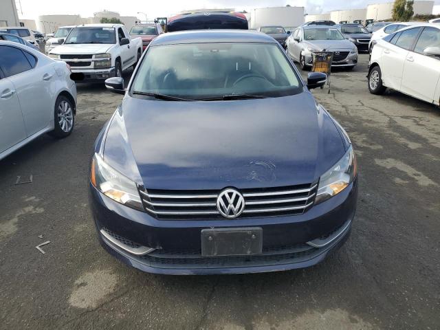 Photo 5 from auction – 2015 VOLKSWAGEN PASSAT S with VIN 1VWAT7A36FC003700