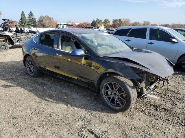 Photo 4 from auction – 2018 TESLA MODEL 3 with VIN 5YJ3E1EA4JF172072