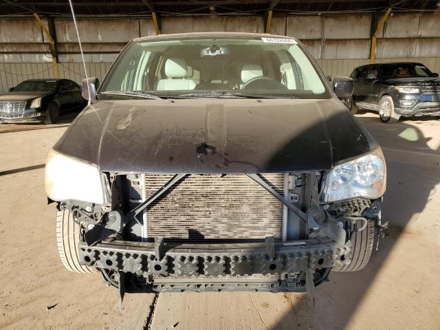 Photo 5 from auction – 2013 CHRYSLER TOWN & COU with VIN 2C4RC1BG9DR770224